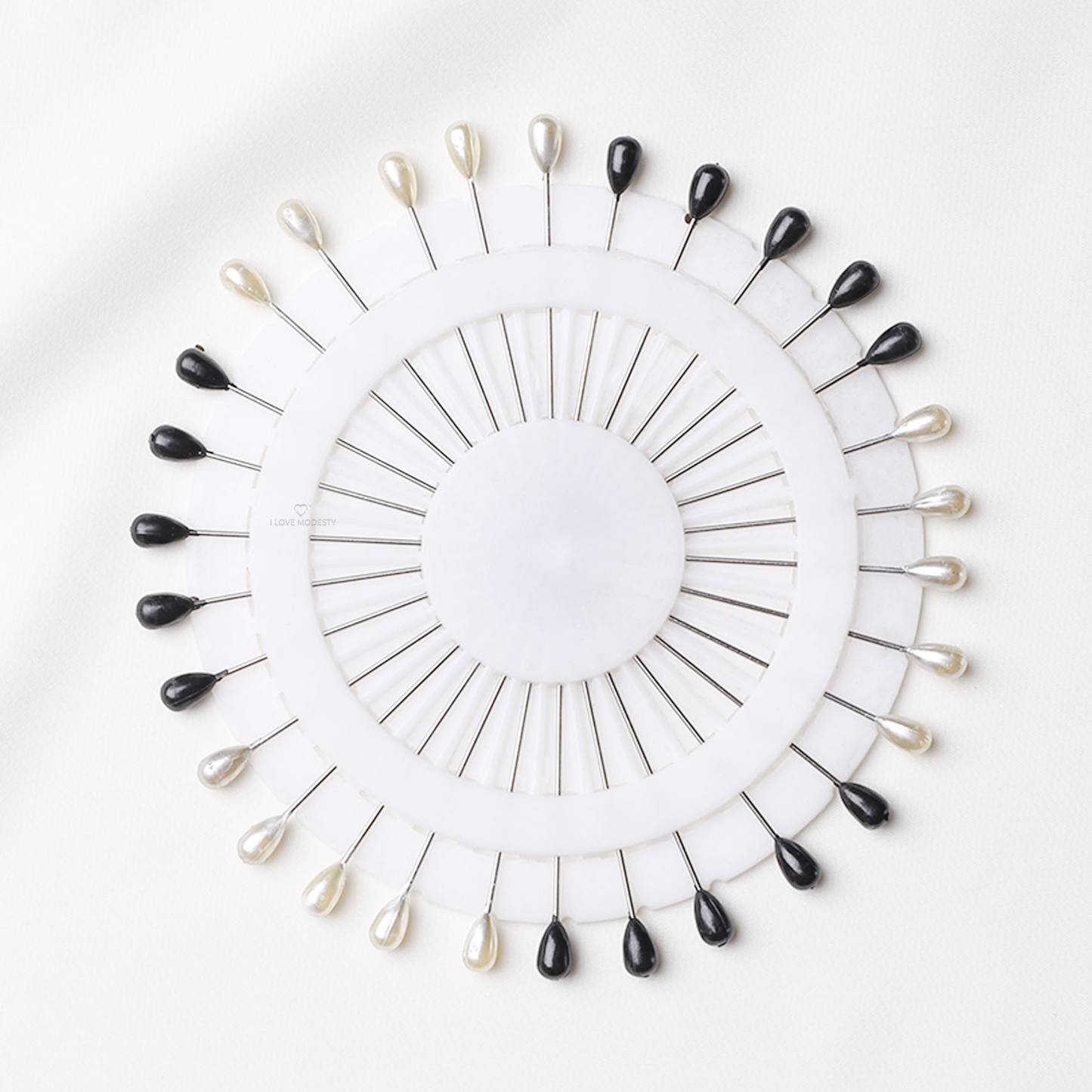 Black & White Hijab Pins Set – Elegant Secure Scarf Pins